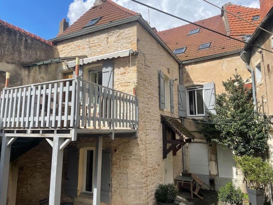 Agreable Gite Au Coeur Du Centre Ville 4 Personnes Chagny  Esterno foto