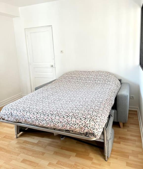 Agreable Gite Au Coeur Du Centre Ville 4 Personnes Chagny  Esterno foto